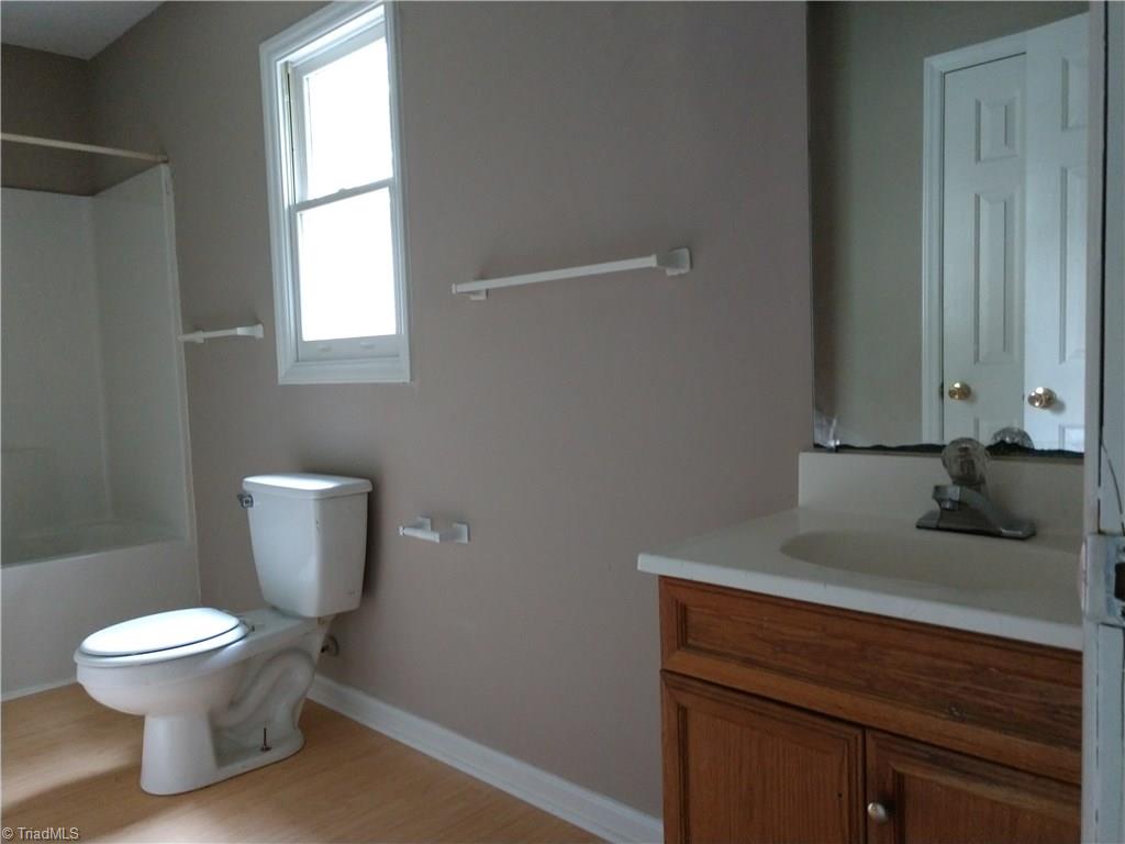1009 Sharon Street High Point, NC 27260 - Photo 5 of 5 Gallery Image 5