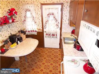 1147 Gregg Street Reading, PA 19607 - Photo 7 of 10 Gallery Image 7