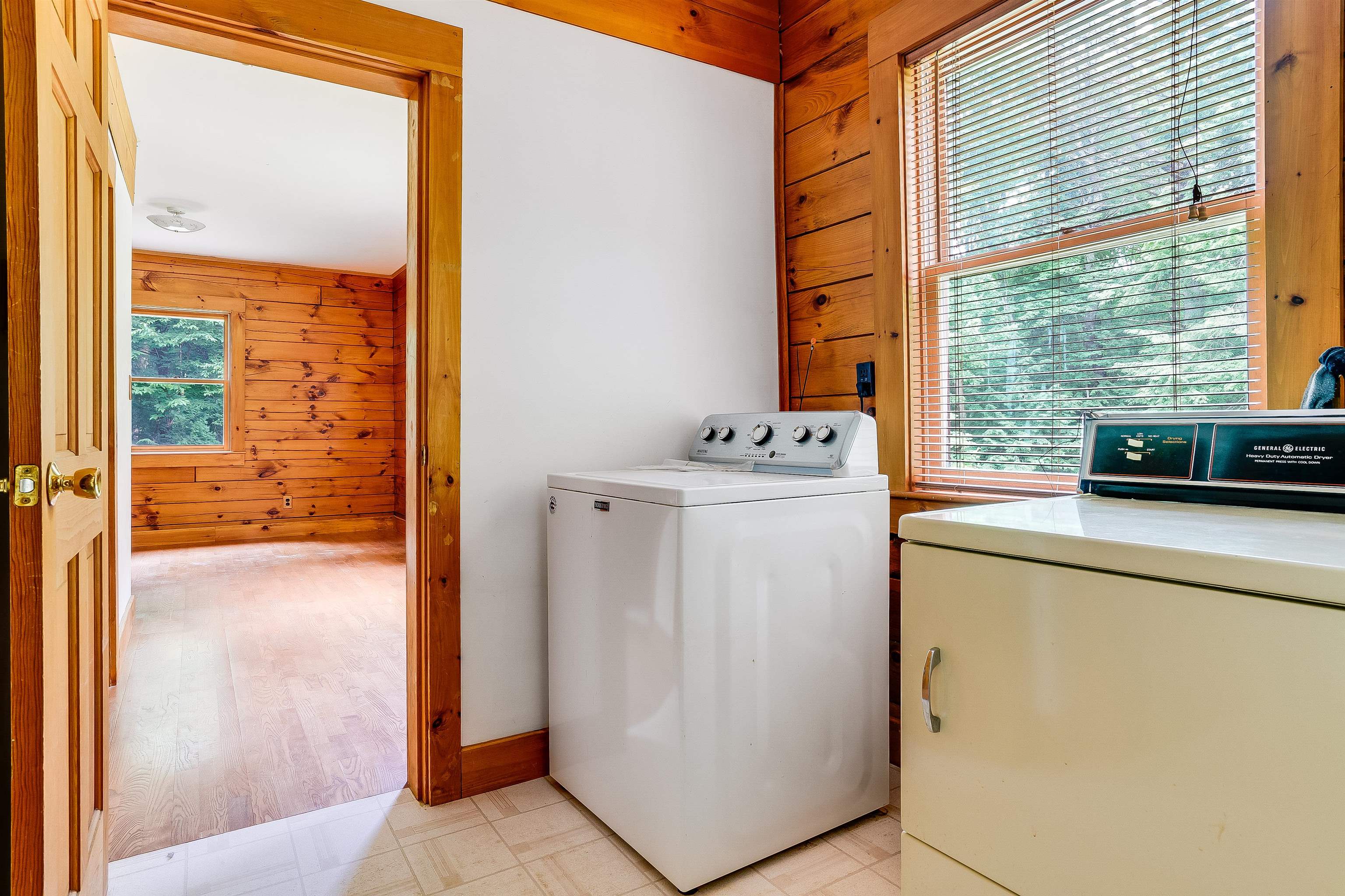 151 Hall Road Hillsborough, NH 03244 - Photo 11 of 40