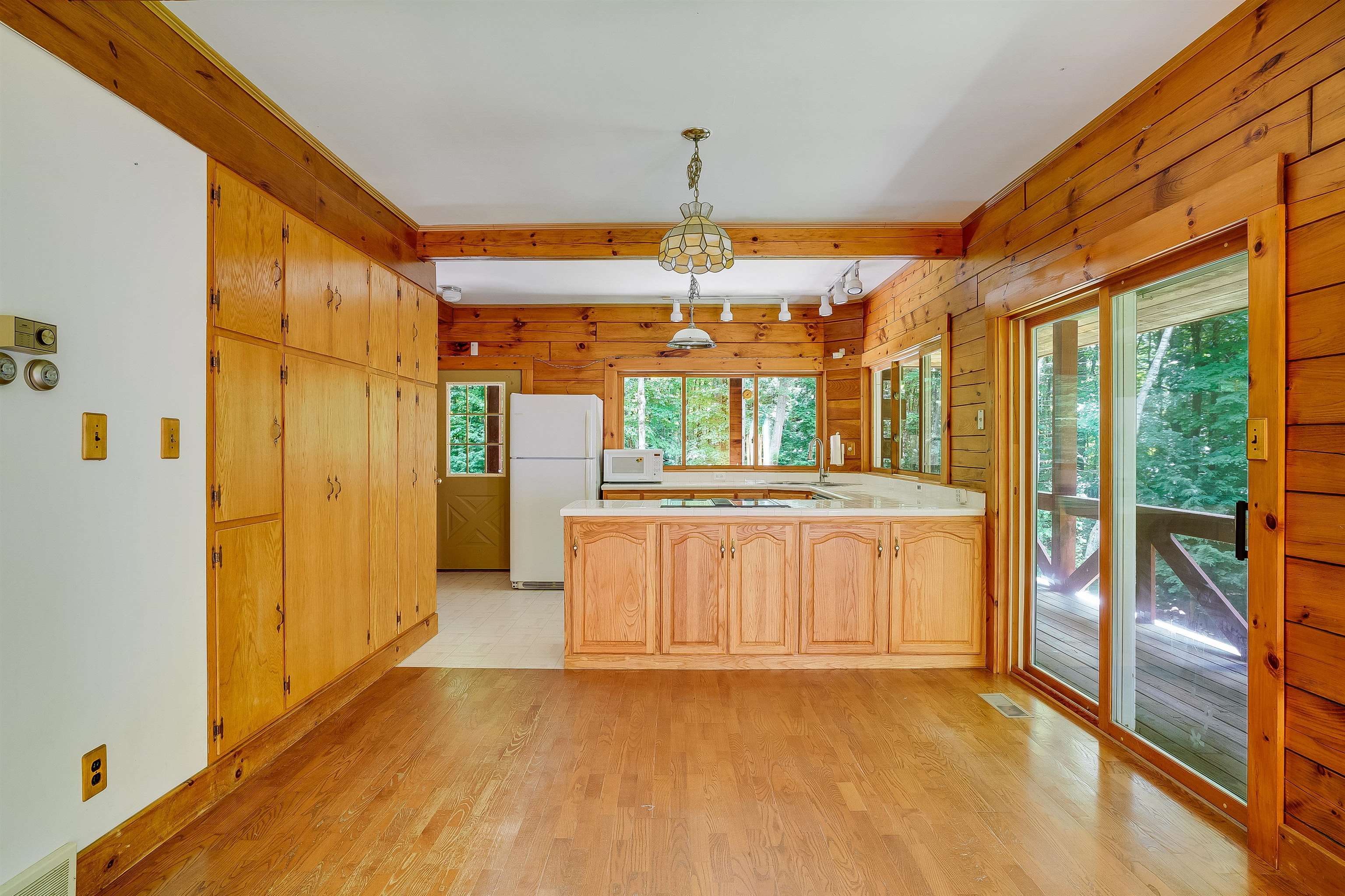 151 Hall Road Hillsborough, NH 03244 - Photo 5 of 40