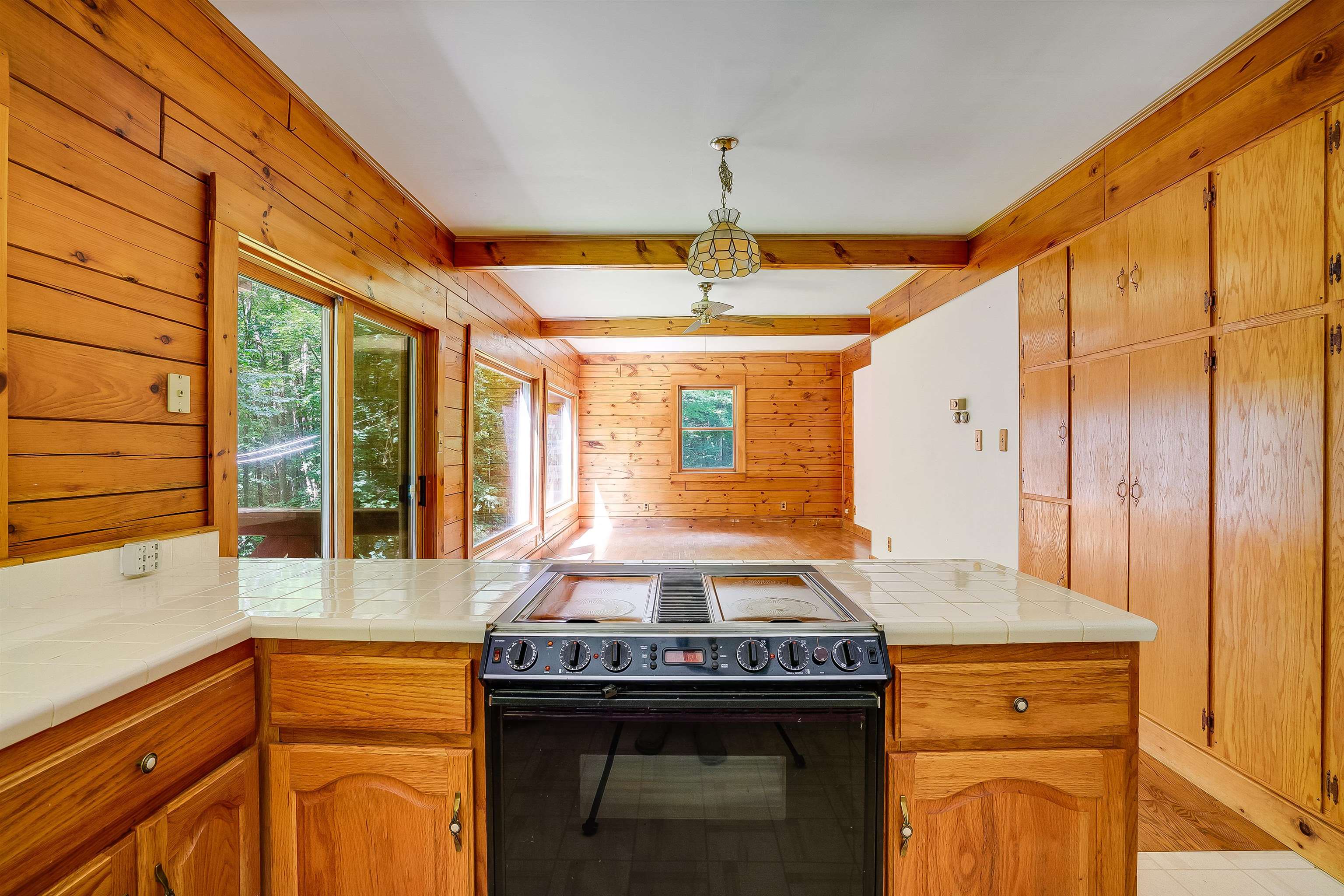 151 Hall Road Hillsborough, NH 03244 - Photo 10 of 40