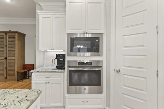 $539,000 | 10415 East Landon Green Circle, Gulfport, MS 39503