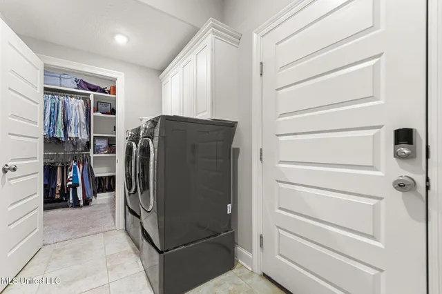 $539,000 | 10415 East Landon Green Circle, Gulfport, MS 39503