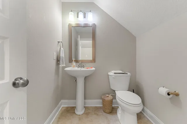 $539,000 | 10415 East Landon Green Circle, Gulfport, MS 39503