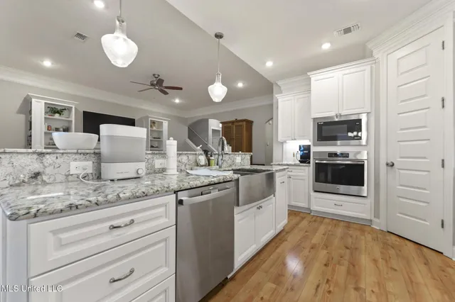 $539,000 | 10415 East Landon Green Circle, Gulfport, MS 39503