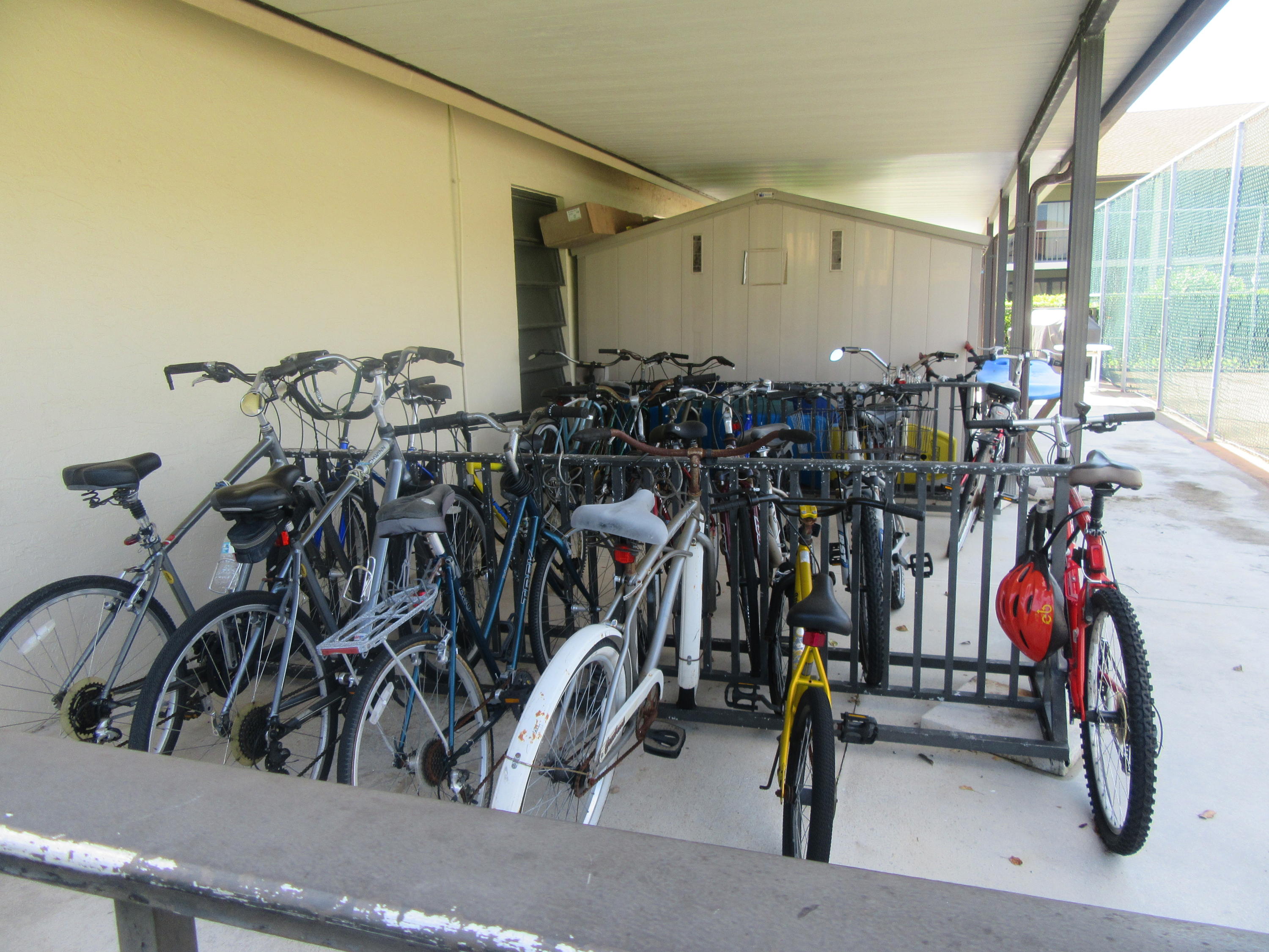 901 Pinecrest Circle, Unit D Jupiter, FL 33458 - Photo 19 of 24 Bike storage