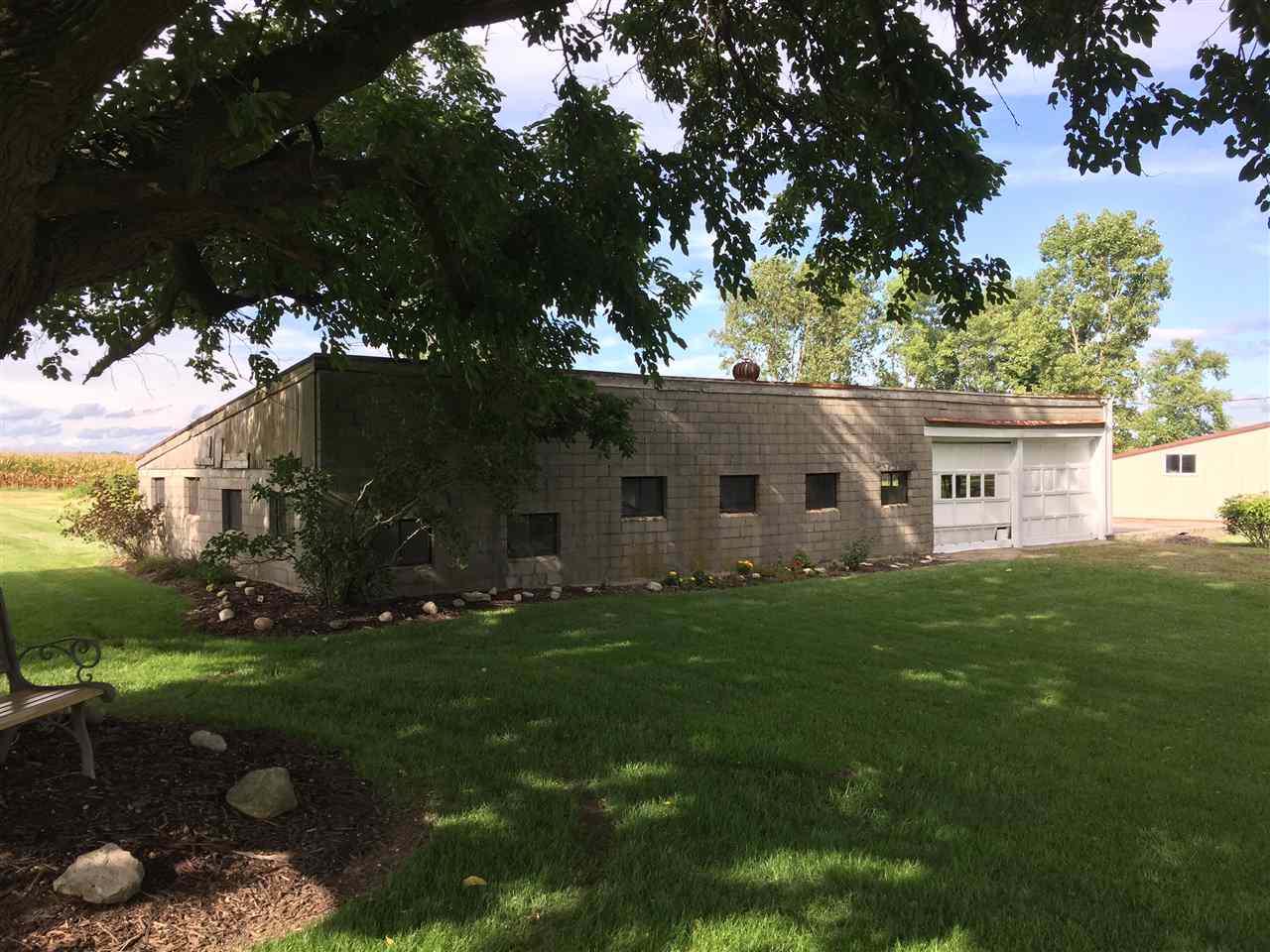 2555 West Us Highway Decatur, IN 46733 - Photo 4 of 11