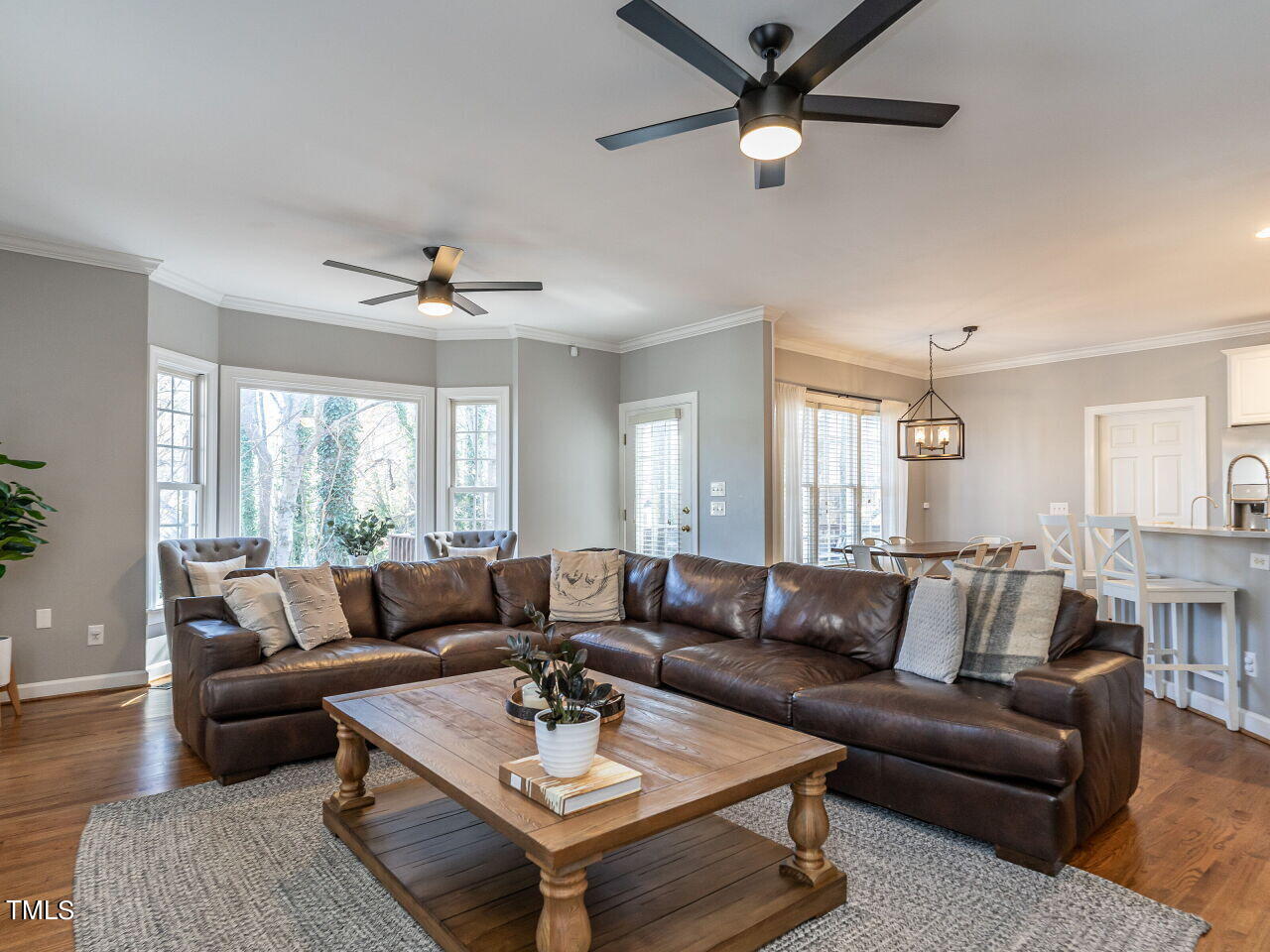 6612 Arbor Grande Way Raleigh, NC 27615 - Photo 9 of 30 011-1280x960-family-room