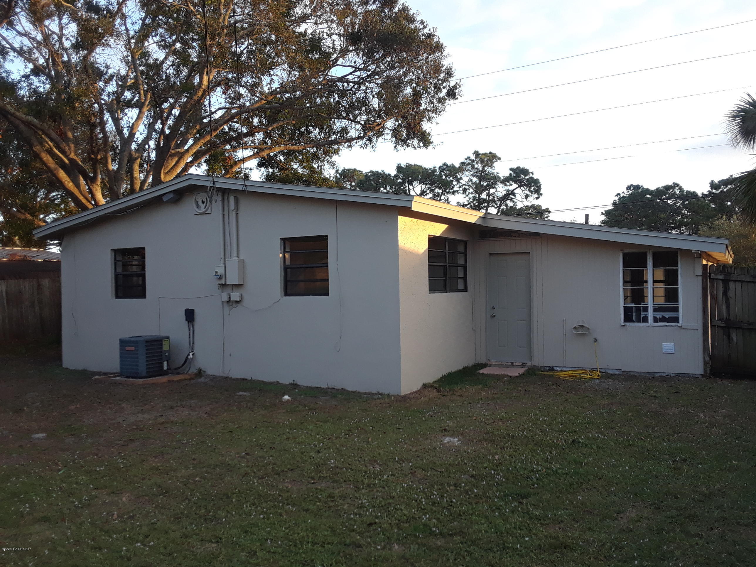2380 Post Road Melbourne, FL 32935 - Photo 4 of 34 20171228_170831