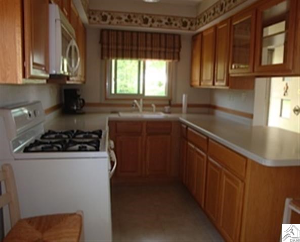 413 North Ugstad Road Proctor, MN 55810 - Photo 5 of 17 Gallery Image 5