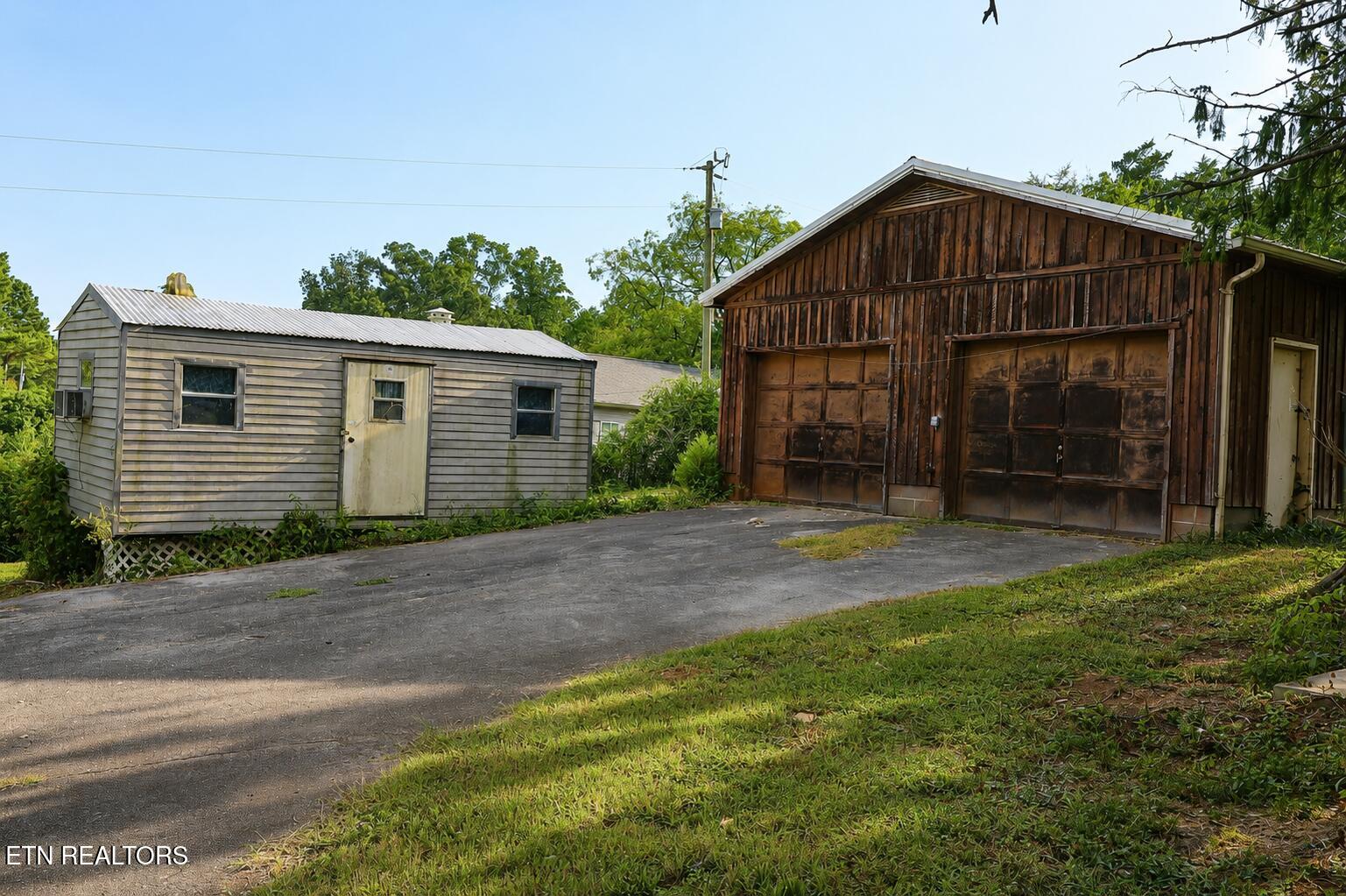 4843 Big Springs Road Friendsville, TN 37737 - Photo 2 of 17 Big Springs Outdoor Buildings