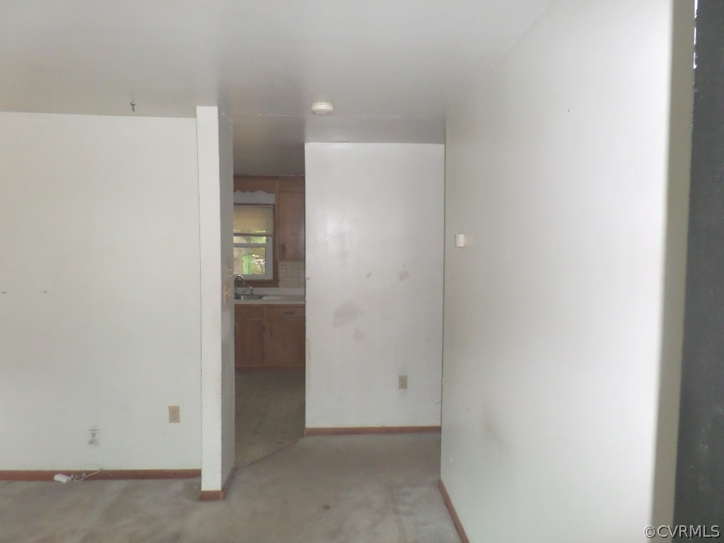 942 Kingsway Road Richmond, VA 23225 - Photo 4 of 23 Gallery Image 4