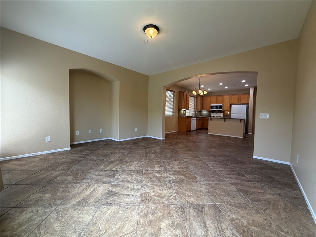 7219 Riley Drive Fontana, CA 92336 - Photo 9 of 22