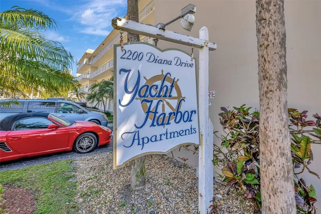 $225,000 | 2200 Diana Drive, Unit 111, Hallandale Beach, FL 33009
