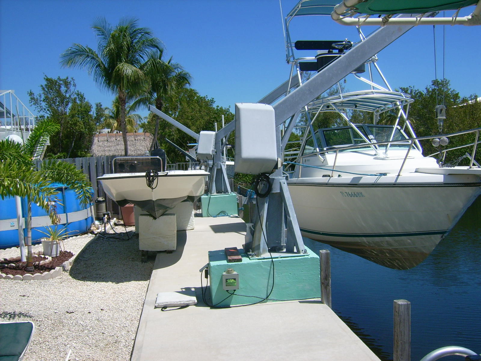 620 La Paloma Road Key Largo, FL 33037 - Photo 13 of 45 Boat dock and lift