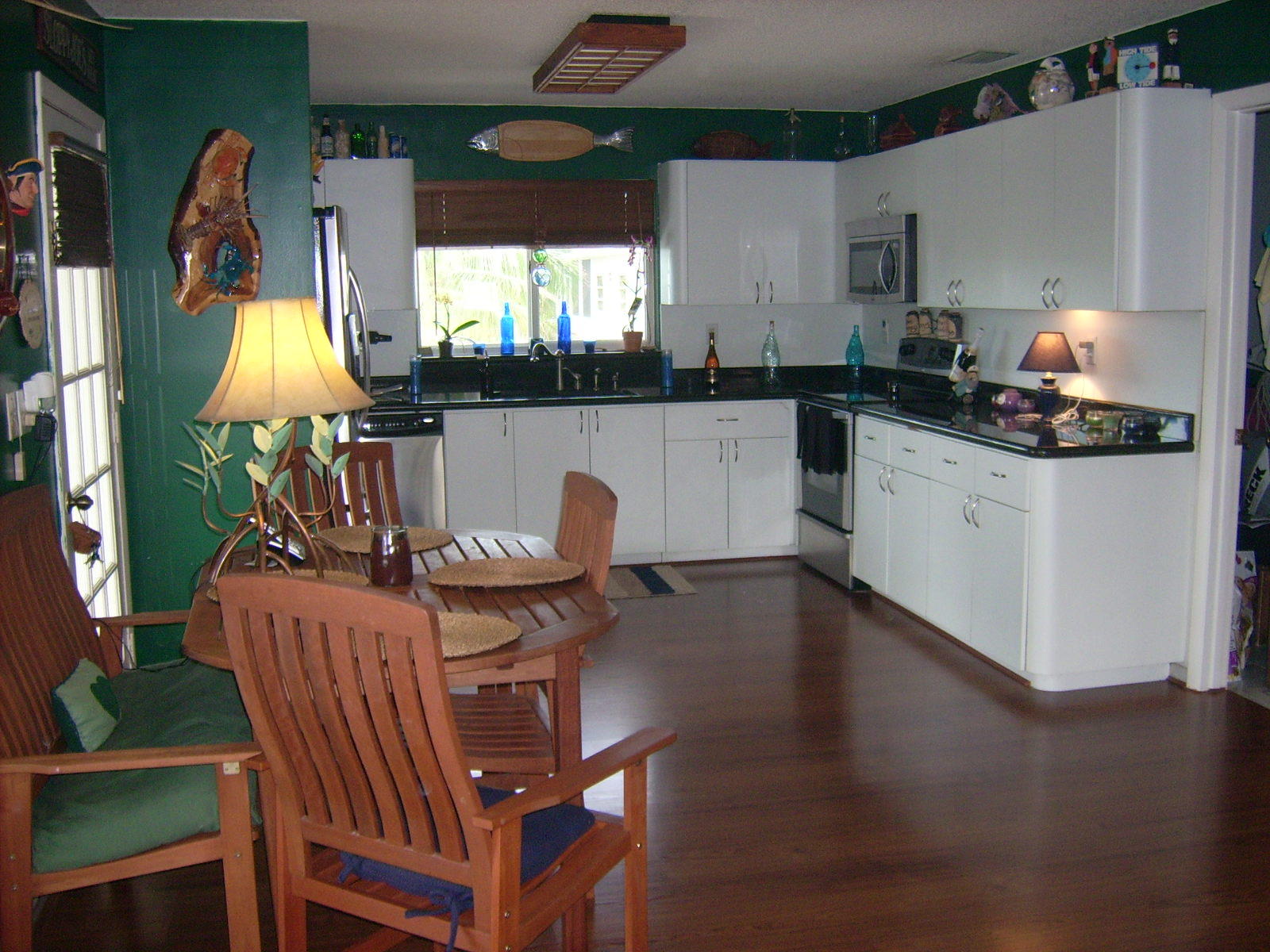 620 La Paloma Road Key Largo, FL 33037 - Photo 18 of 45 Kitchen