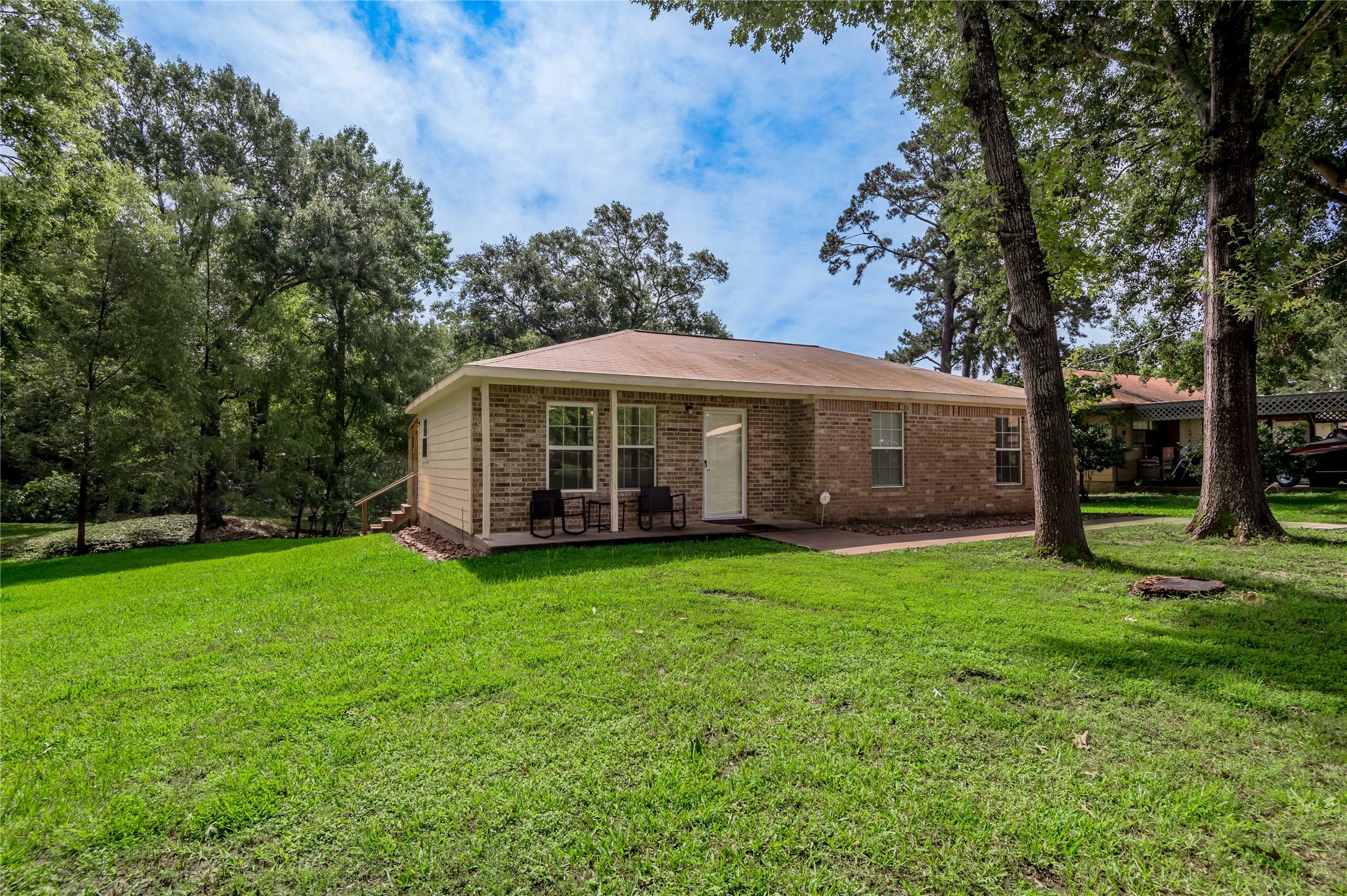 405 Peacock Path Trinity, TX 75862 - Photo 4 of 49