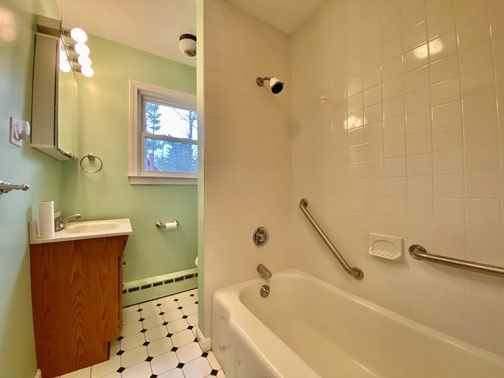 25 Howell Road Sudbury, MA 01776 - Photo 14 of 24 Gallery Image 14