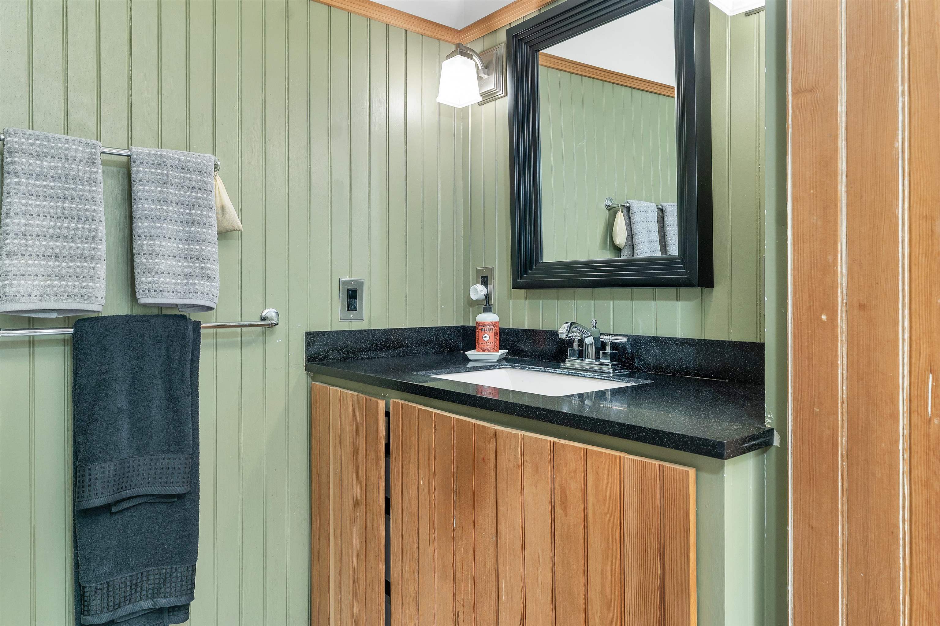 558 Province Road Belmont, NH 03220 - Photo 15 of 48