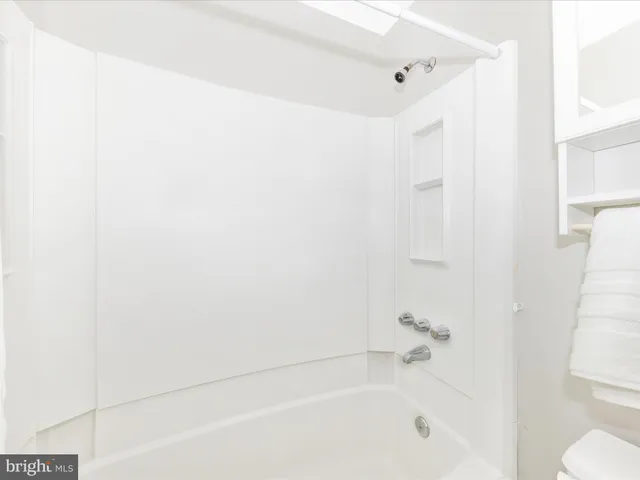 a view of entryway and hall