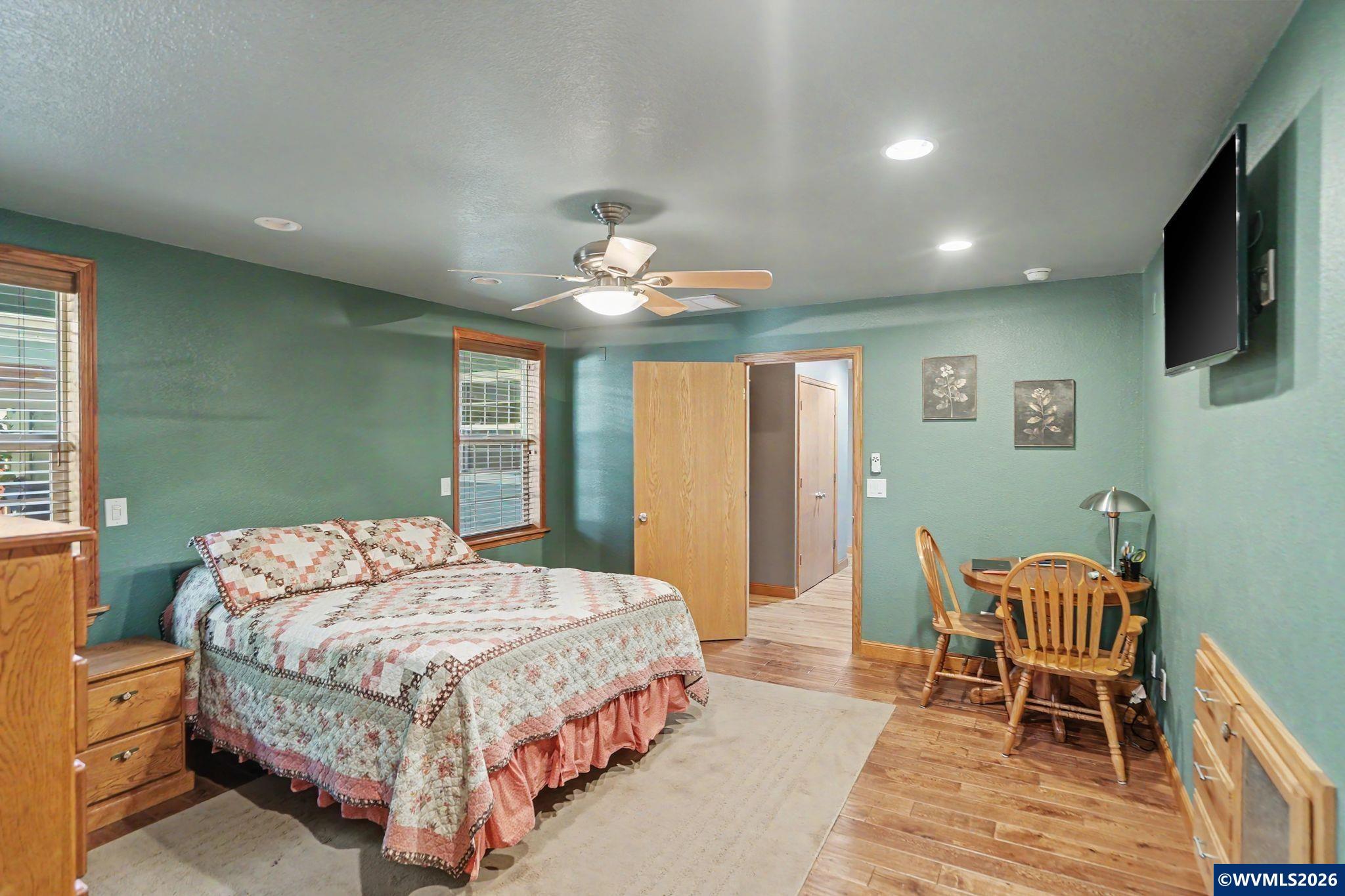 4920 Jones Road Southeast Salem, OR 97302 - Photo 18 of 43