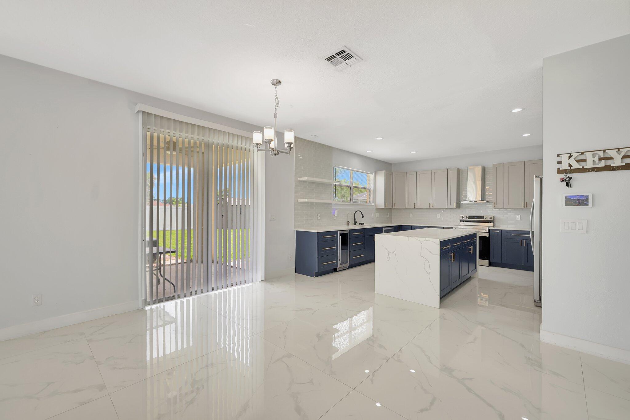 6509 Northwest Omega Road Port St. Lucie, FL 34983 - Photo 12 of 58 Kitchen