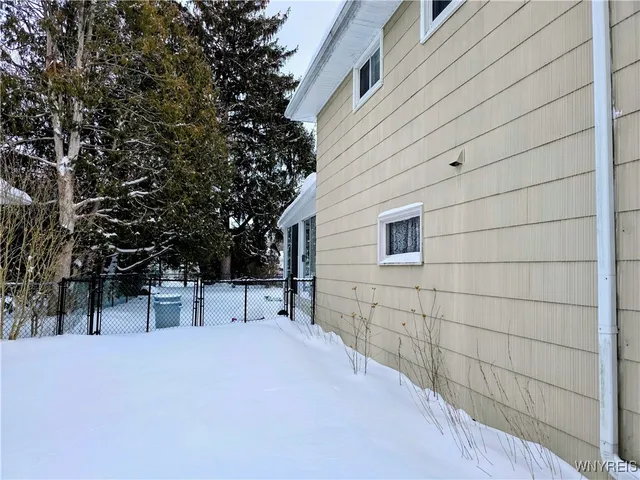 $249,000 | 1325 Brookfield Drive, North Tonawanda, NY 14120