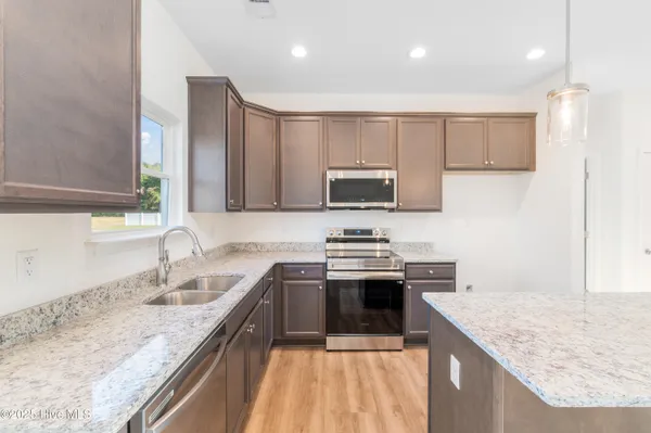 $391,250 | 110 Yadkin Drive, Shawboro, NC 27973