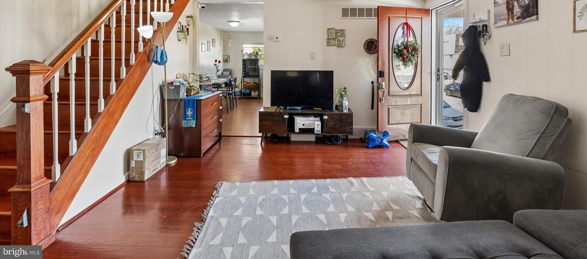 2842 Michael Road Philadelphia, PA 19152 - Photo 3 of 13