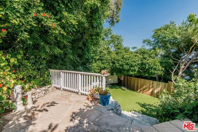 $5,995 | 1342 Miller Drive, West Hollywood, CA 90069