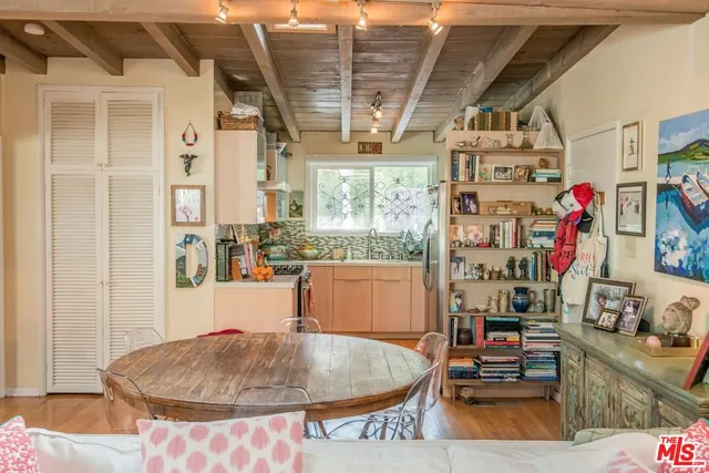 $5,995 | 1342 Miller Drive, West Hollywood, CA 90069