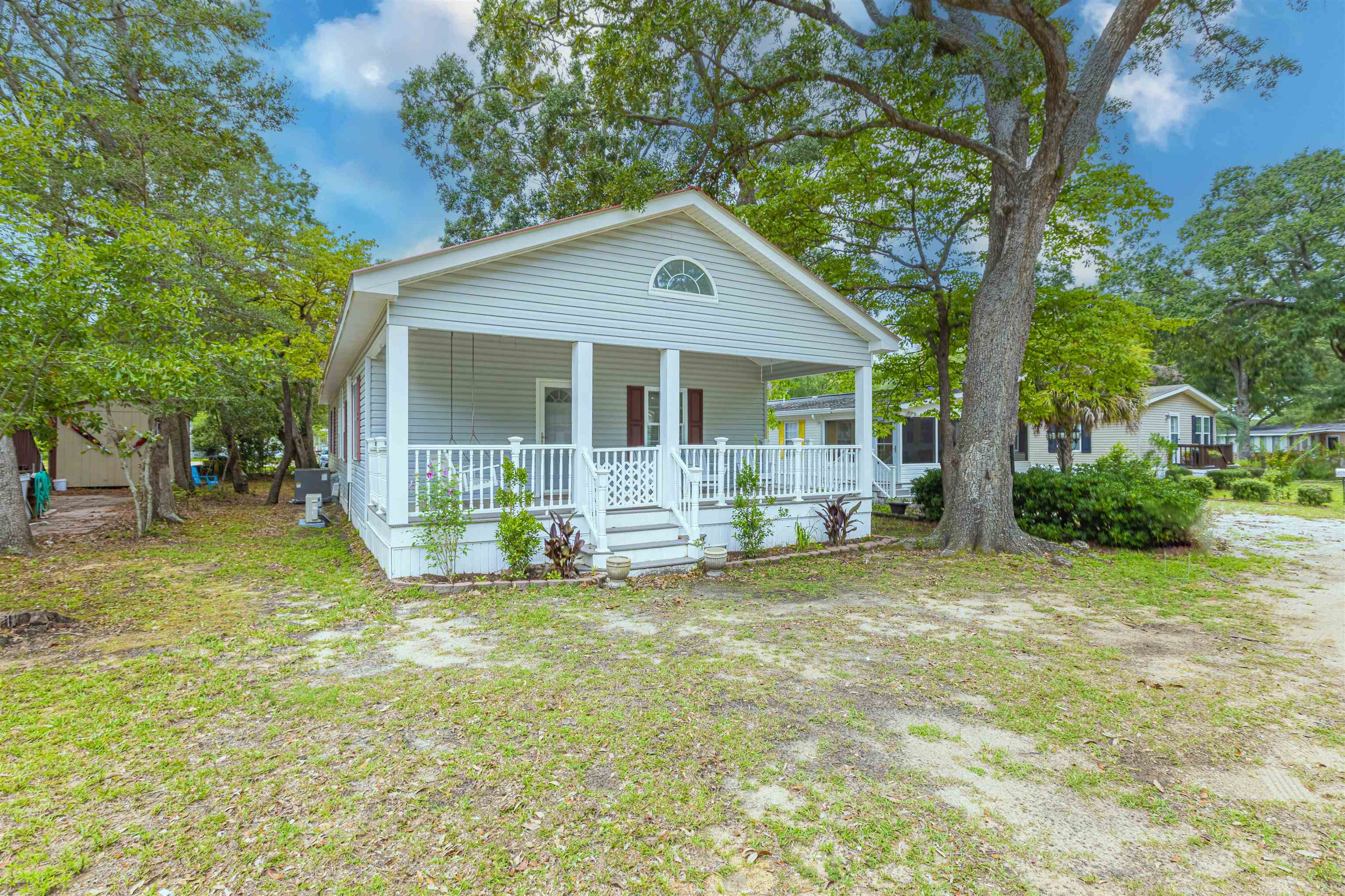 517 Porter Drive Murrells Inlet, SC 29576 - Photo 3 of 62