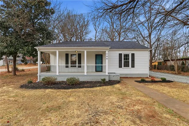 $225,000 | 706 Cranbrook Street, Greensboro, NC 27407