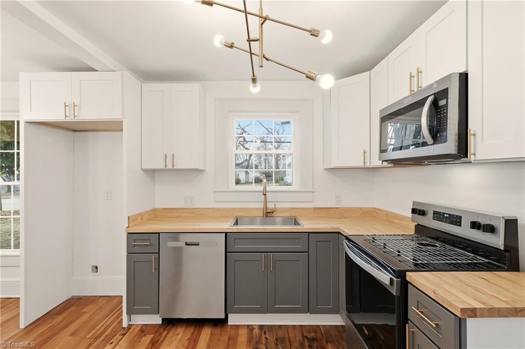 706 Cranbrook Street Greensboro, NC 27407 - Photo 12 of 25