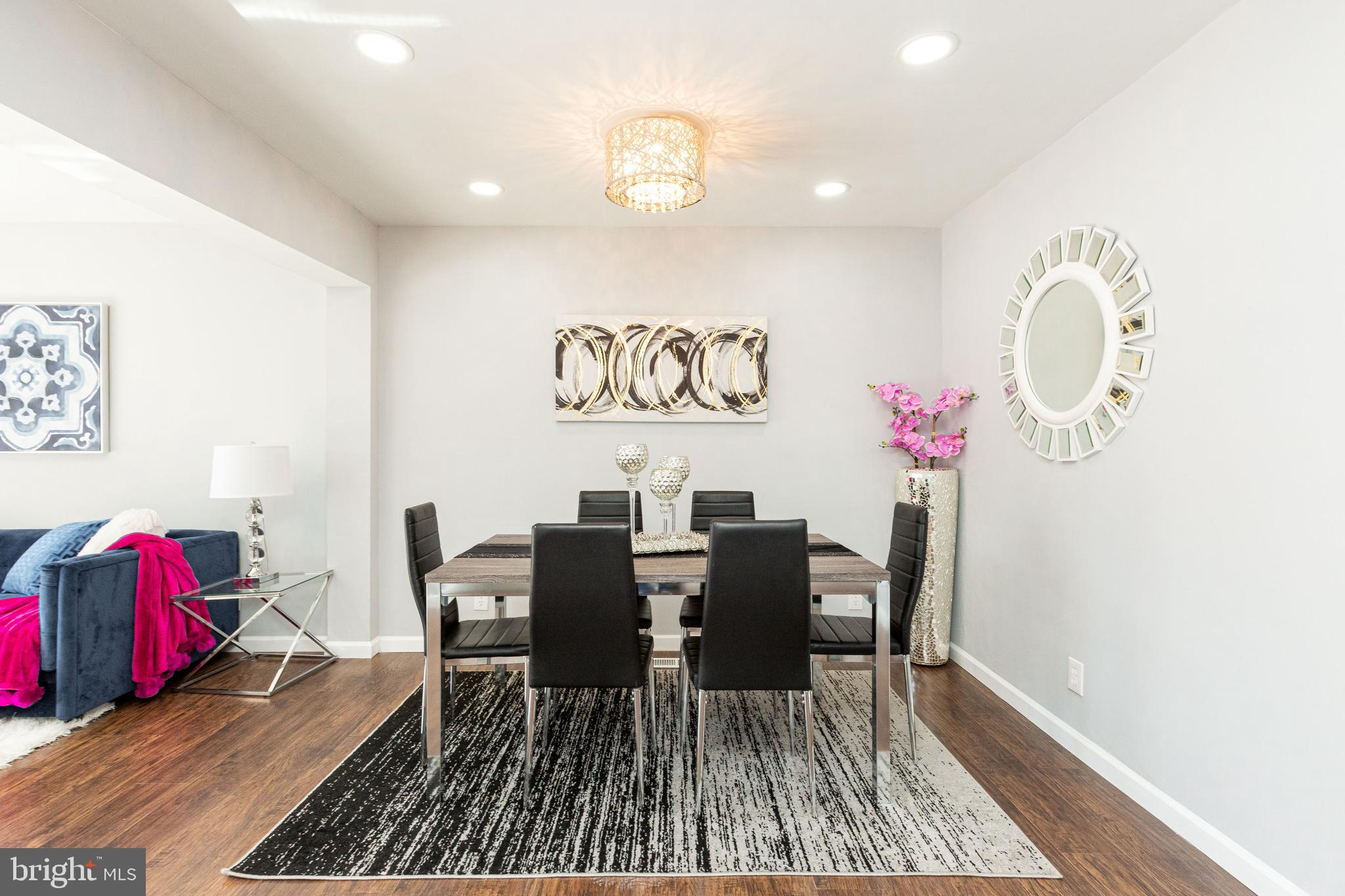 1654 Valencia Way Reston, VA 20190 - Photo 11 of 43 Dining room