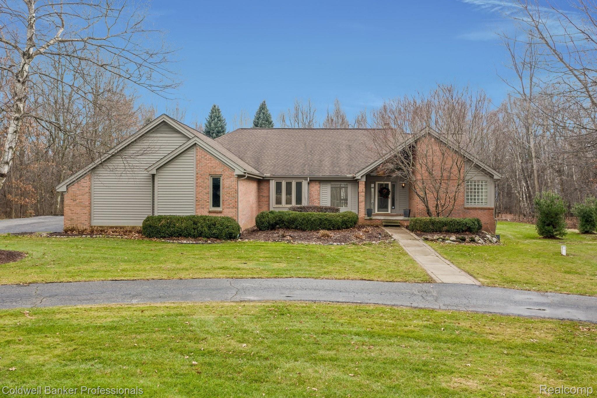 5365 Ridge Trail North Clarkston, MI 48348 - Photo 53 of 55 Call this beautiful property HOME!