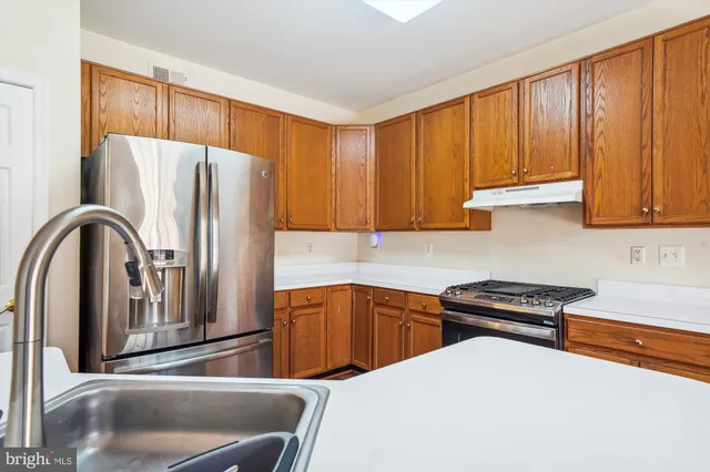 $3,150 | 13243 Autumn Mist Circle, Germantown, MD 20874