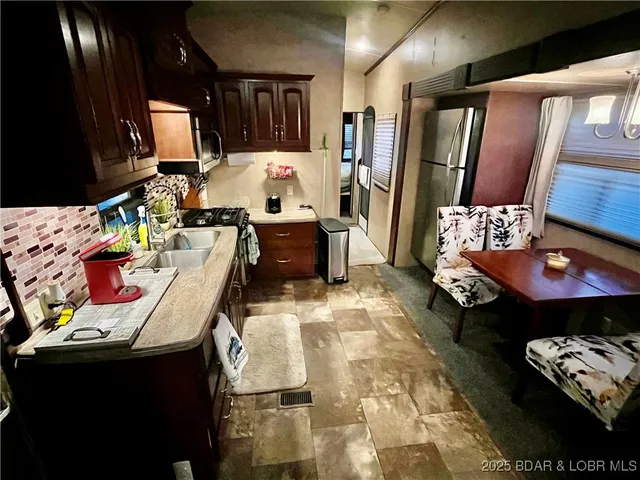 $150,000 | 12636 Evergreen Lane, Stover, MO 65078