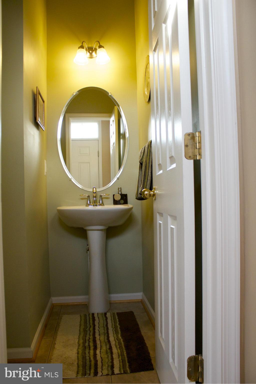 603 MacDill Road Baltimore, MD 21220 - Photo 6 of 28 Bath