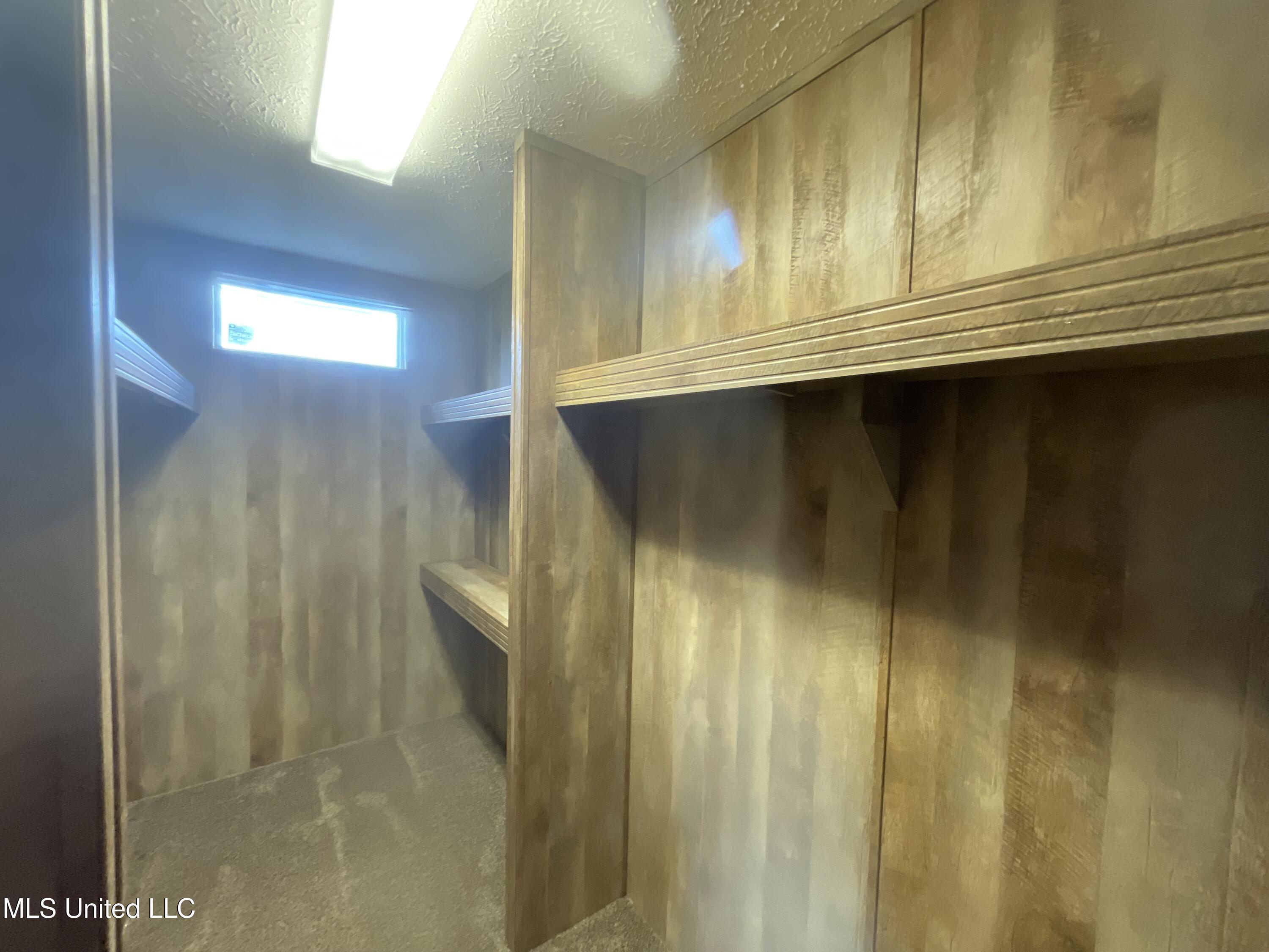 439 Felps Lane Southwest Brookhaven, MS 39601 - Photo 15 of 22 primary walk in closet