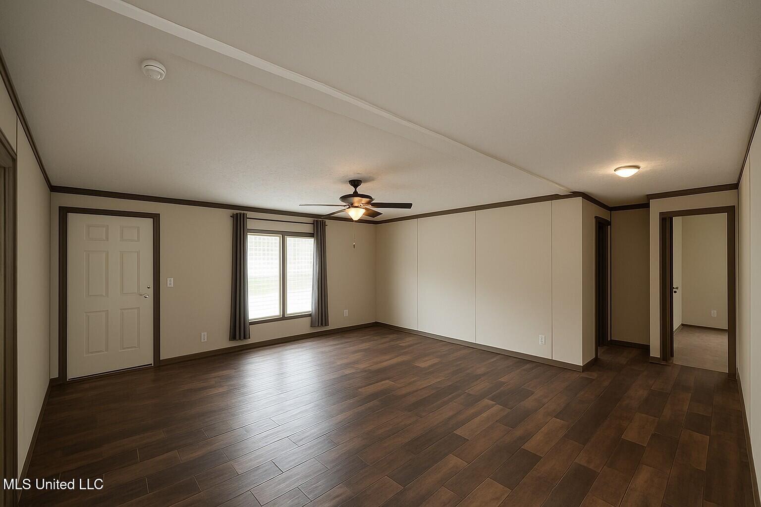 439 Felps Lane Southwest Brookhaven, MS 39601 - Photo 4 of 22 living room