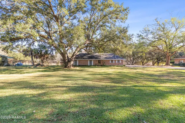 $249,900 | 115 John Breaux Drive, Breaux Bridge, LA 70517