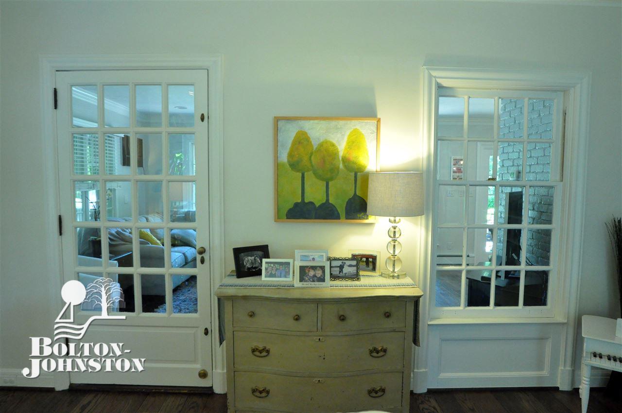 226 Moran Road Grosse Pointe, MI 48236 - Photo 14 of 72 50015266-13.JPG