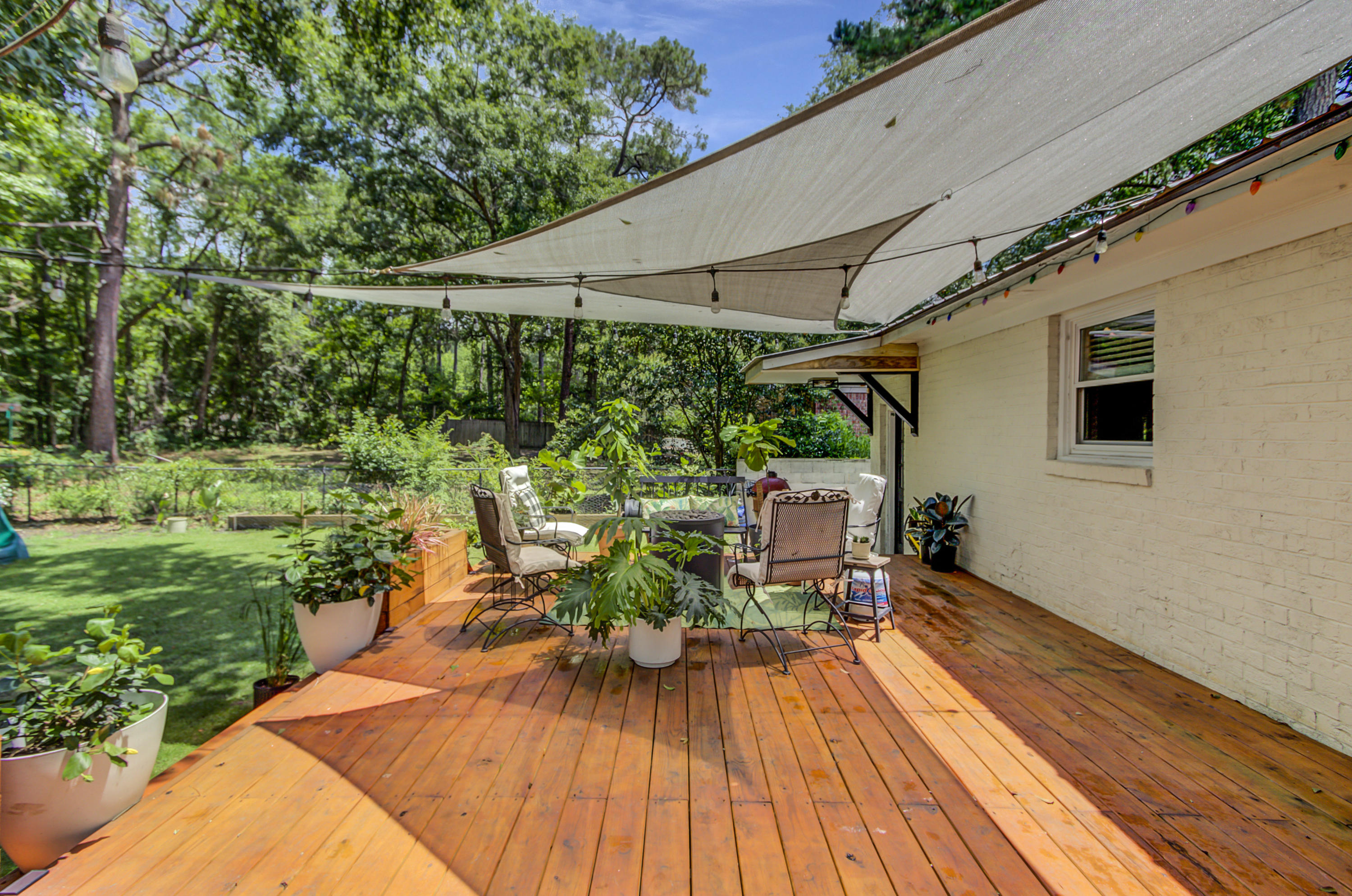 3314 Berryhill Road Johns Island, SC 29455 - Photo 30 of 37 Outdoor Living Room