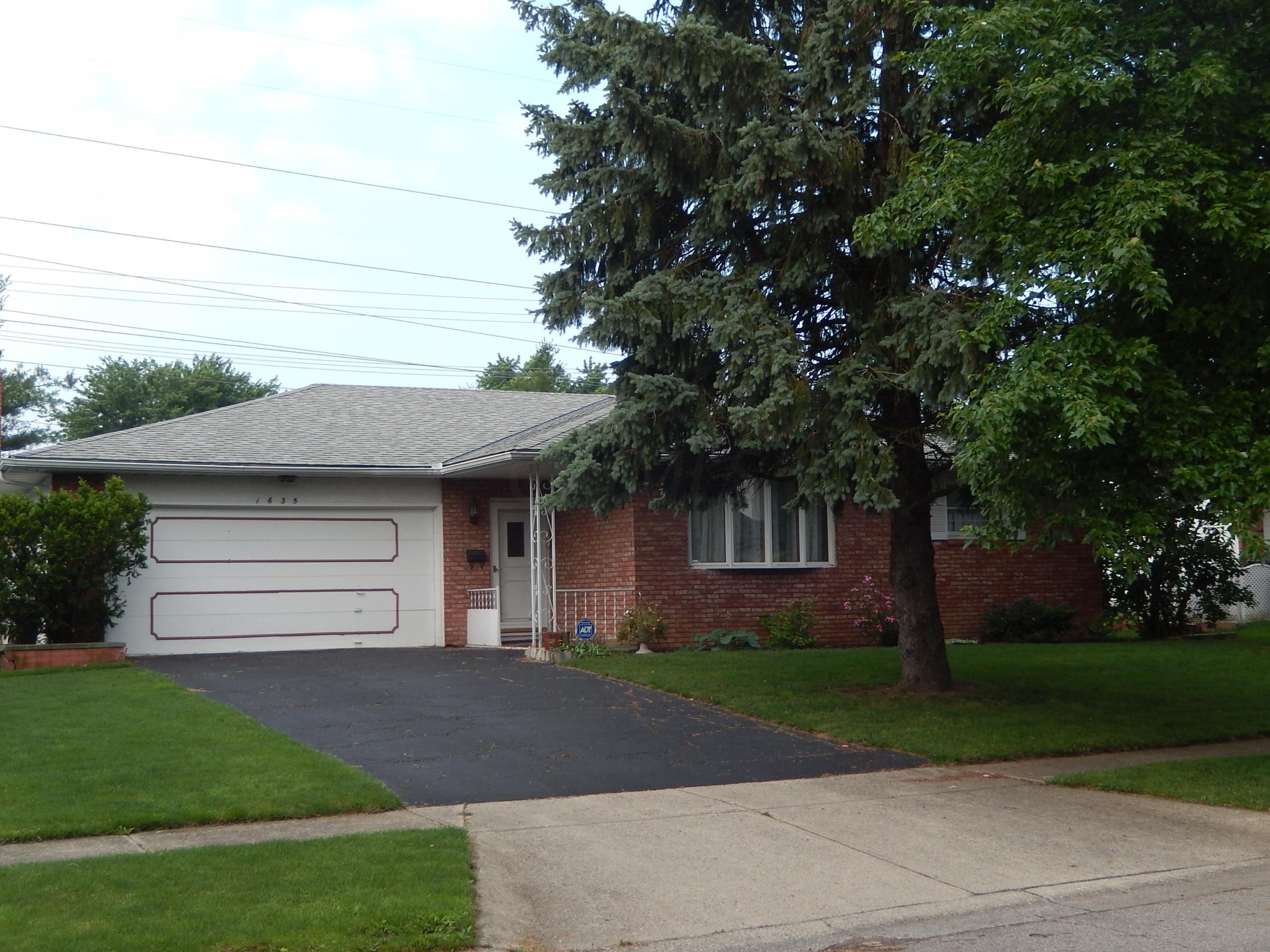 1635 Norma Road Columbus, OH 43229 - Photo 2 of 19 Gallery Image 2