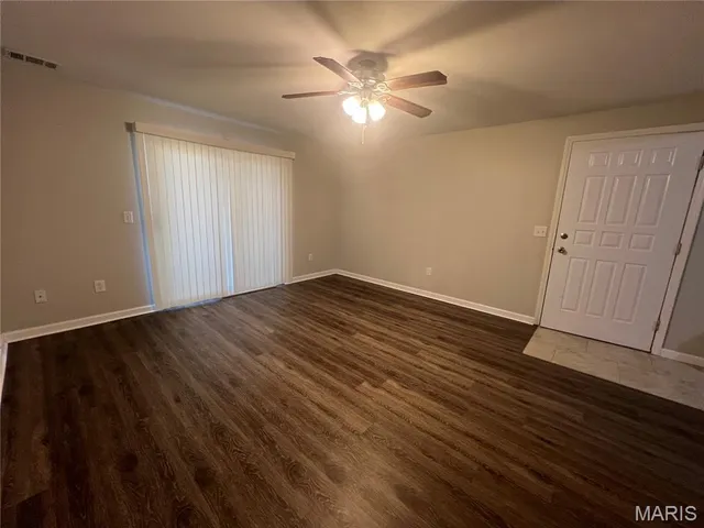 $1,495 | 1107 Mariedale Court, Unit A, Kirkwood, MO 63122