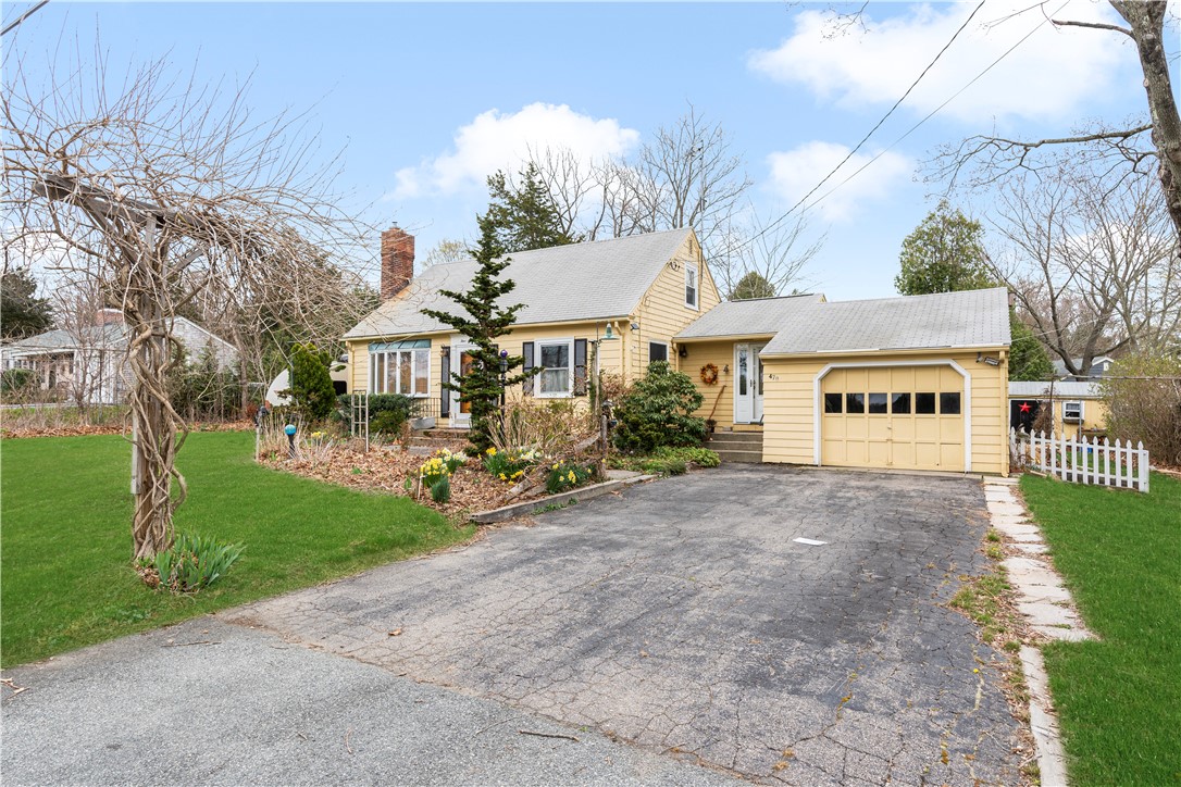 470 Ives Road Warwick, RI 02818 - Photo 2 of 24