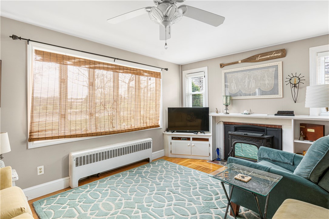 470 Ives Road Warwick, RI 02818 - Photo 7 of 24
