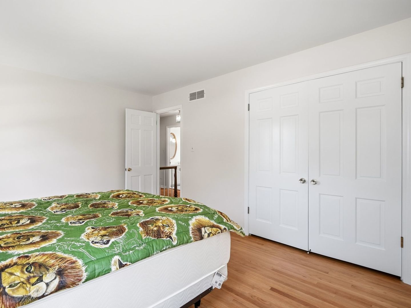 1170 Oak Ridge Circle Barrington, IL 60010 - Photo 15 of 24 Gallery Image 15