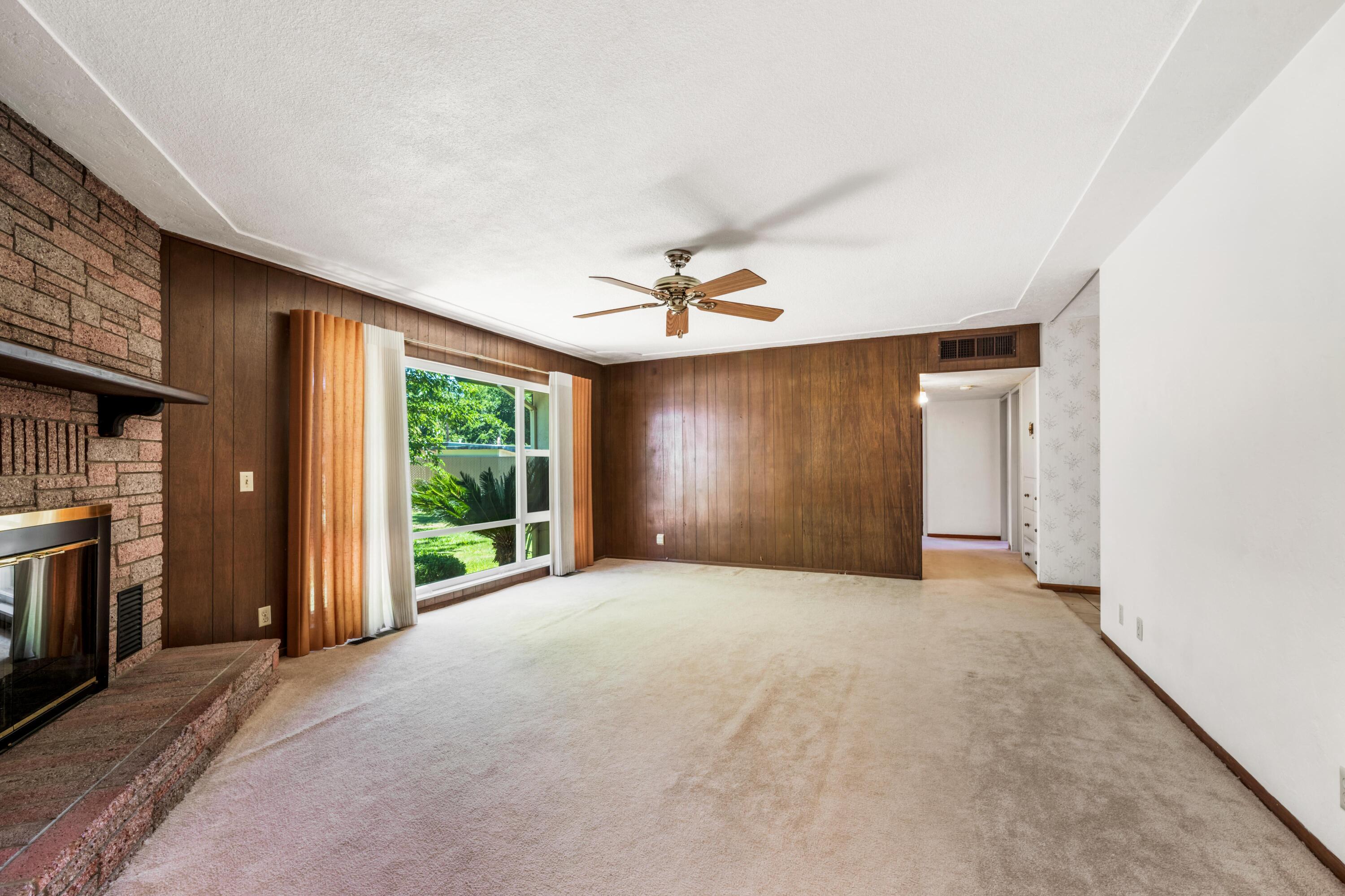 5561 East Bonnyview Road Redding, CA 96001 - Photo 5 of 22 IMG-07